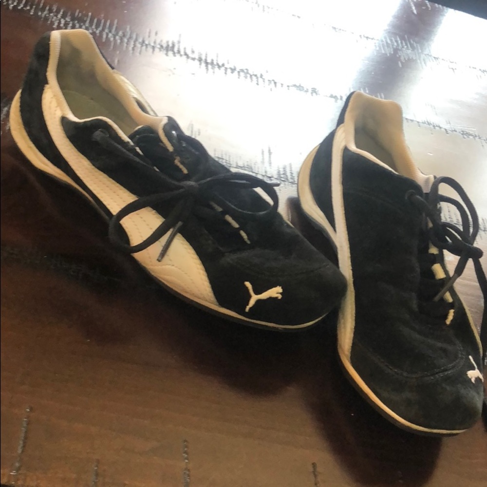Black Puma Gym Shoes